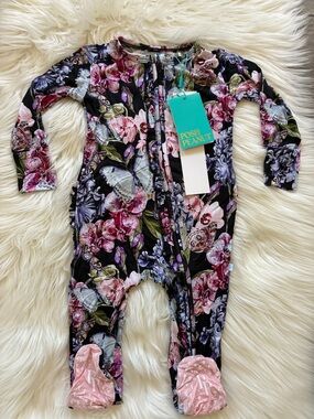 NEW Chelsea Footed Ruffled zip up one piece size 9 to 12